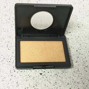 MAKE UP FOR EVER Artist Longwear Skin-fusing Powder Highlighter